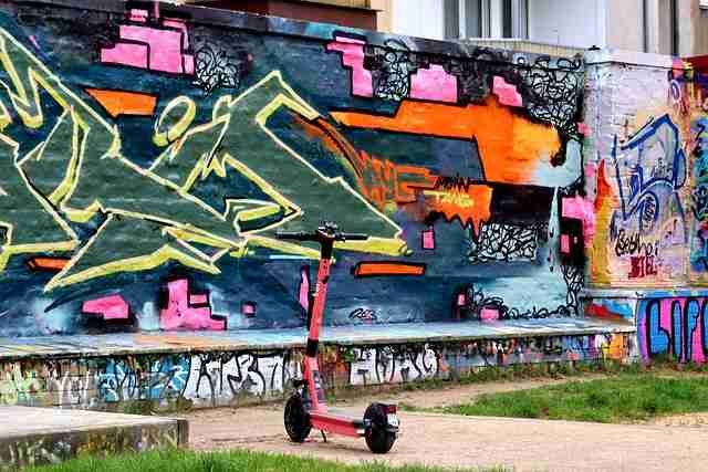 黑料正能量往期回应男团成员夜店照曝光升级版